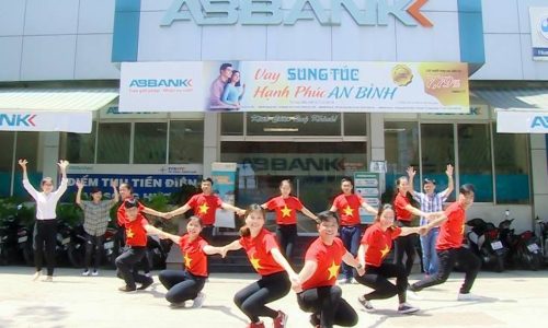 VPBank, ABBank đồng loạt kỷ niệm 25 năm thành lập