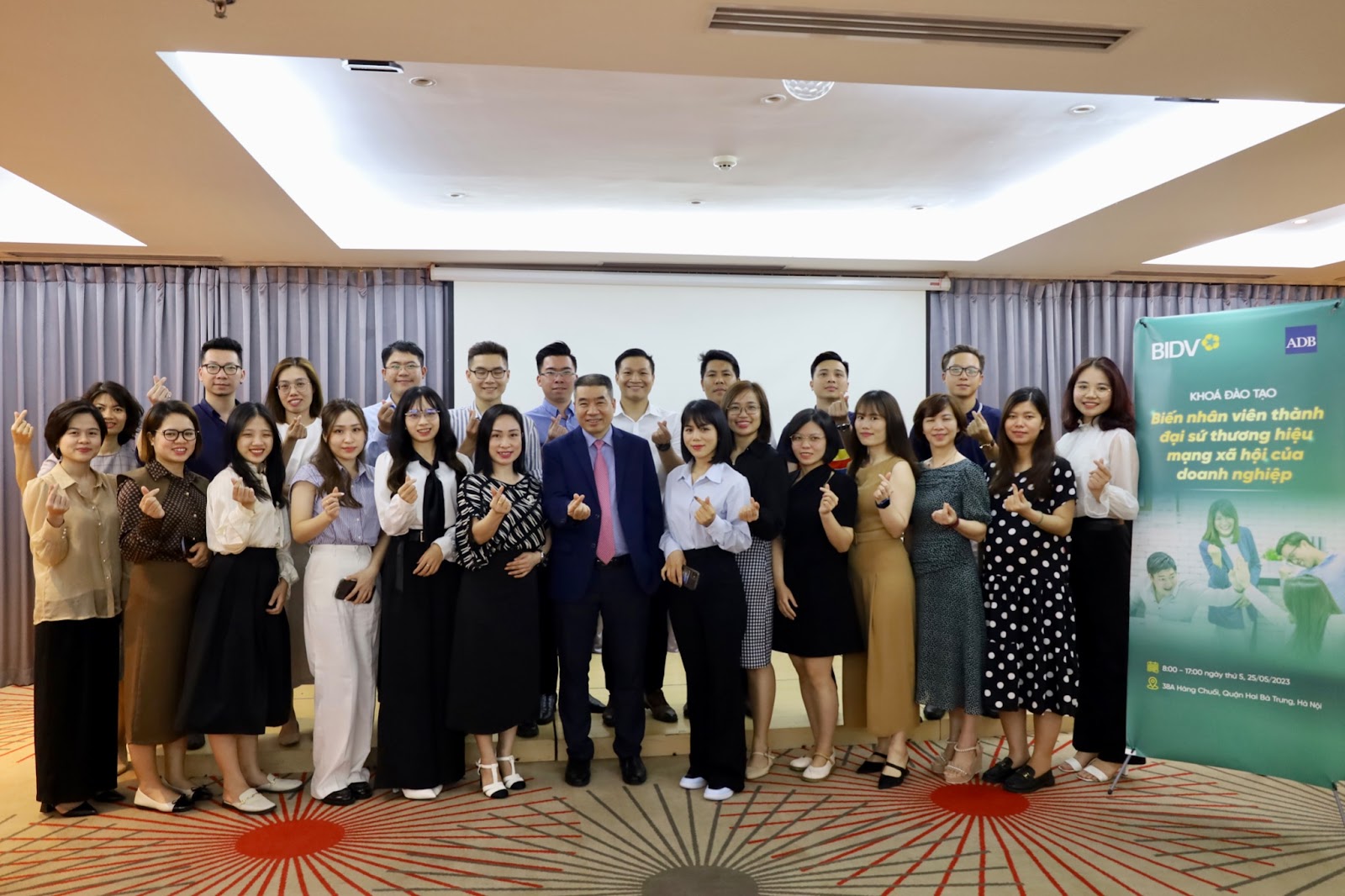 Hơn 30 khách hàng doanh nghiệp của BIDV tham dự khóa đào tạo về Social Employee tại Hà Nội