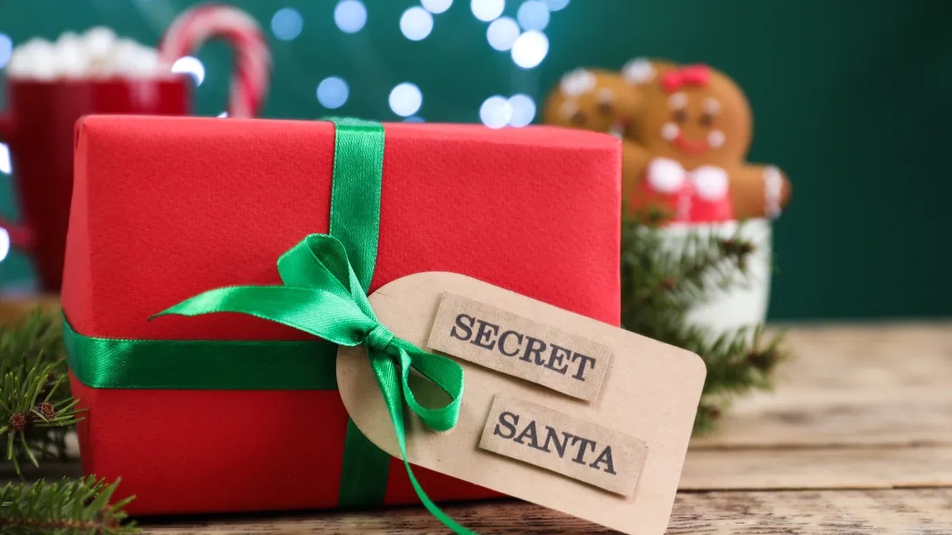 Secret Santa - Ông già Noel bí mật