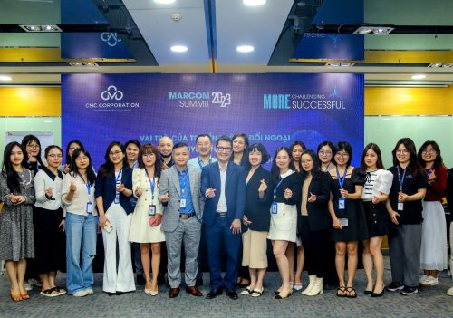 Blue C chia sẻ về vai trò của Truyền thông Nội bộ tại CMC Marcom Summit 2023